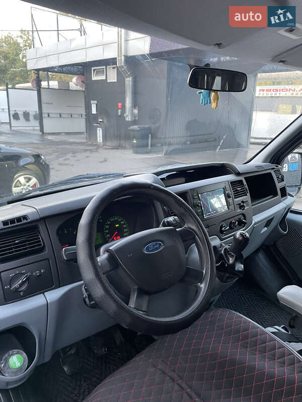 Вантажопасажирський фургон Ford Transit 2008 в Києві
