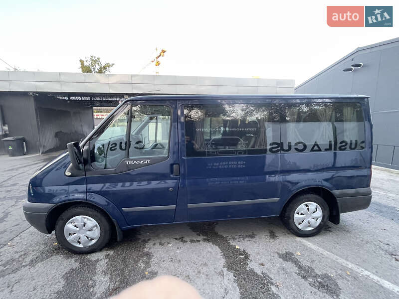 Вантажопасажирський фургон Ford Transit 2008 в Києві