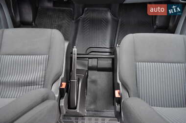 Грузопассажирский фургон Ford Transit 2017 в 