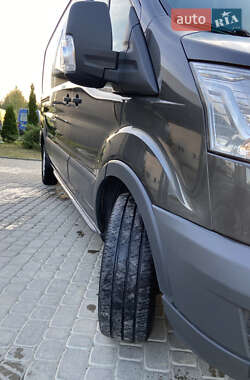Грузовой фургон Ford Transit 2019 в 