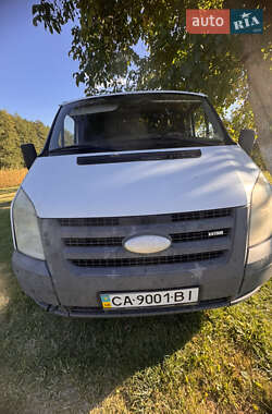Грузовой фургон Ford Transit 2006 в 