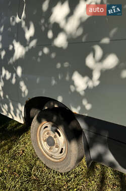 Грузовой фургон Ford Transit 2006 в 