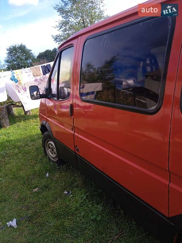 Мікроавтобус Ford Transit 1991 в Старій Вижівці