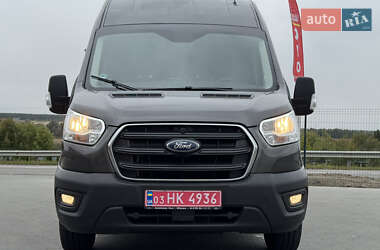 Грузовой фургон Ford Transit 2022 в 