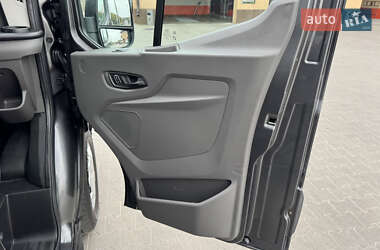 Грузовой фургон Ford Transit 2022 в 