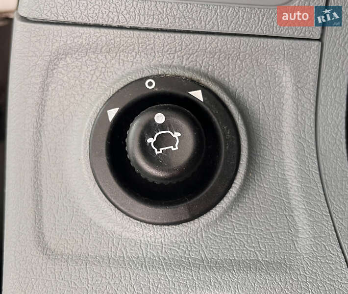 Вантажний фургон Ford Transit 2012 в Львові