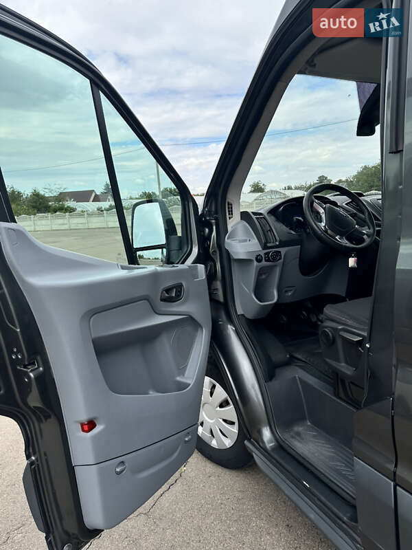 Вантажний фургон Ford Transit 2016 в Одесі