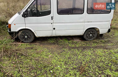 Грузовой фургон Ford Transit 1990 в 