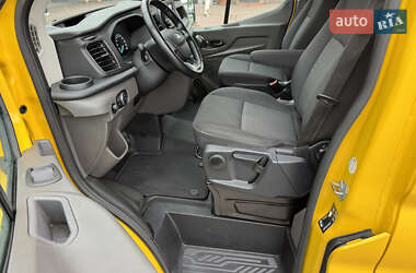 Вантажний фургон Ford Transit 2021 в 