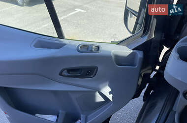 Мікроавтобус Ford Transit 2017 в 