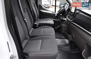 Вантажний фургон Ford Transit 2020 в 