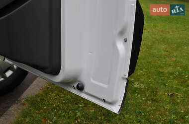 Вантажний фургон Ford Transit 2020 в 