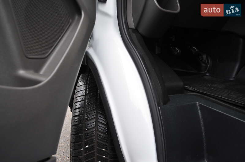 Грузовой фургон Ford Transit 2020 в Киеве фото 67 Грузовой фургон Ford Transit 2020 в Киеве