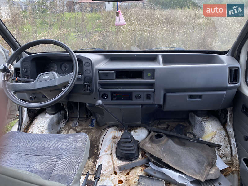 Грузовой фургон Ford Transit 1990 в Луцке фото 9 Грузовой фургон Ford Transit 1990 в Луцке
