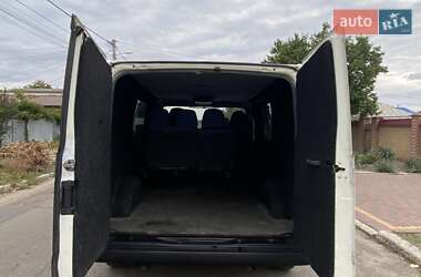 Вантажопасажирський фургон Ford Transit 2003 в 