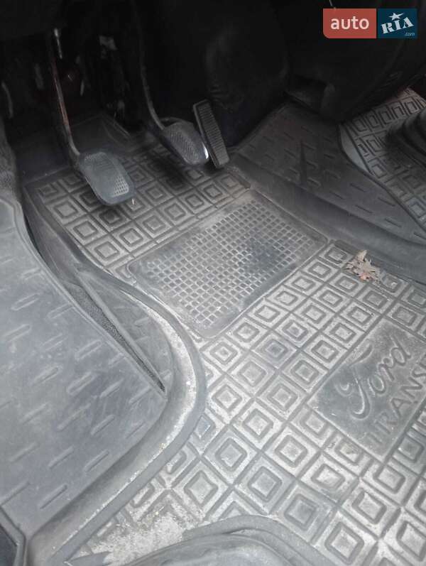 Грузовой фургон Ford Transit 1998 в Киеве фото 6 Грузовой фургон Ford Transit 1998 в Киеве