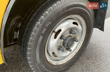 Вантажний фургон Ford Transit 2005 в 