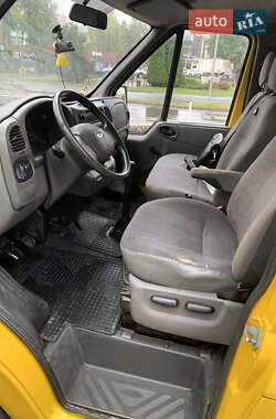 Вантажний фургон Ford Transit 2005 в 