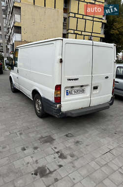 Грузовой фургон Ford Transit 2004 в 