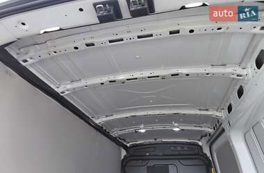 Грузовой фургон Ford Transit 2019 в 