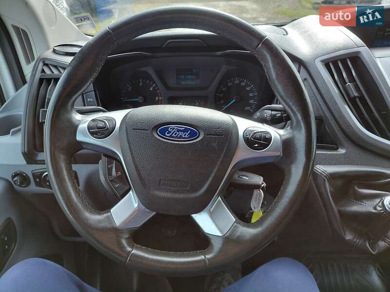 Вантажний фургон Ford Transit 2019 в Івано-Франківську