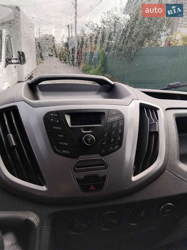 Вантажний фургон Ford Transit 2018 в Боярці