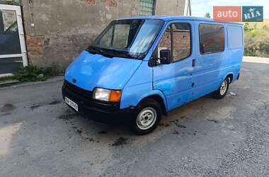 Грузопассажирский фургон Ford Transit 1988 в 