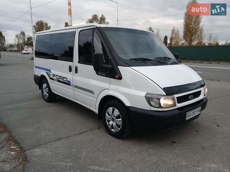 Микроавтобус Ford Transit 2005 в Киеве