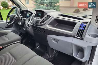 Вантажний фургон Ford Transit 2017 в 
