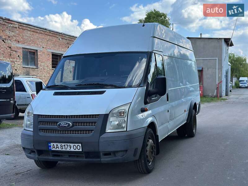Грузовой фургон Ford Transit 2013 в Киеве