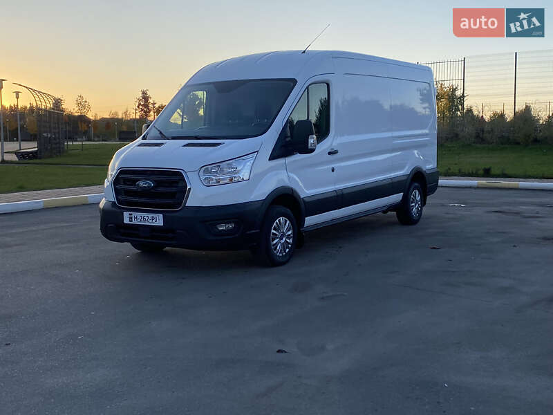 Вантажний фургон Ford Transit 2020 в Ірпені