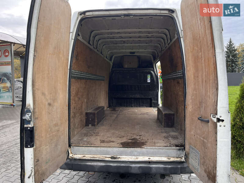 Вантажний фургон Ford Transit 2004 в Чернівцях фото 11 Вантажний фургон Ford Transit 2004 в Чернівцях