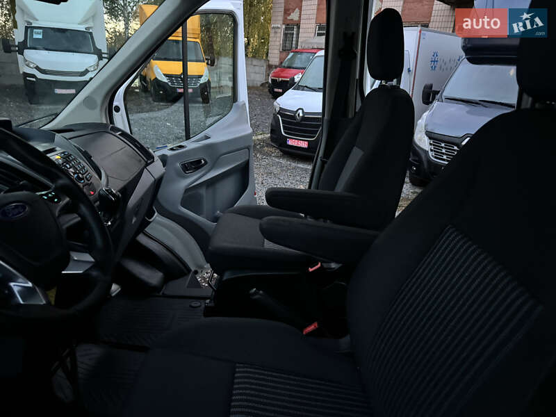 Борт Ford Transit 2018 в Рівному