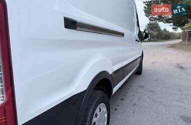 Грузовой фургон Ford Transit 2021 в 