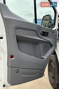 Микроавтобус грузовой (до 3,5т) Ford Transit 2016 в  фото 16 Микроавтобус грузовой (до 3,5т) Ford Transit 2016 в