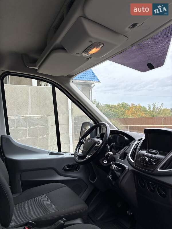 Мікроавтобус вантажний (до 3,5т) Ford Transit 2016 в Одесі