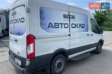 Вантажний фургон Ford Transit 2016 в  фото 4 Вантажний фургон Ford Transit 2016 в
