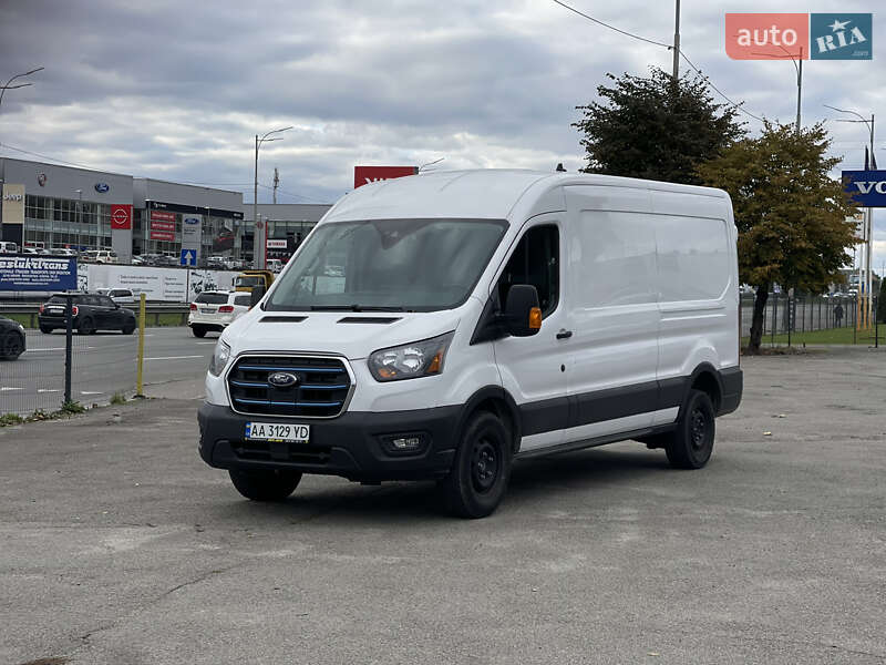 Ford Transit 2022