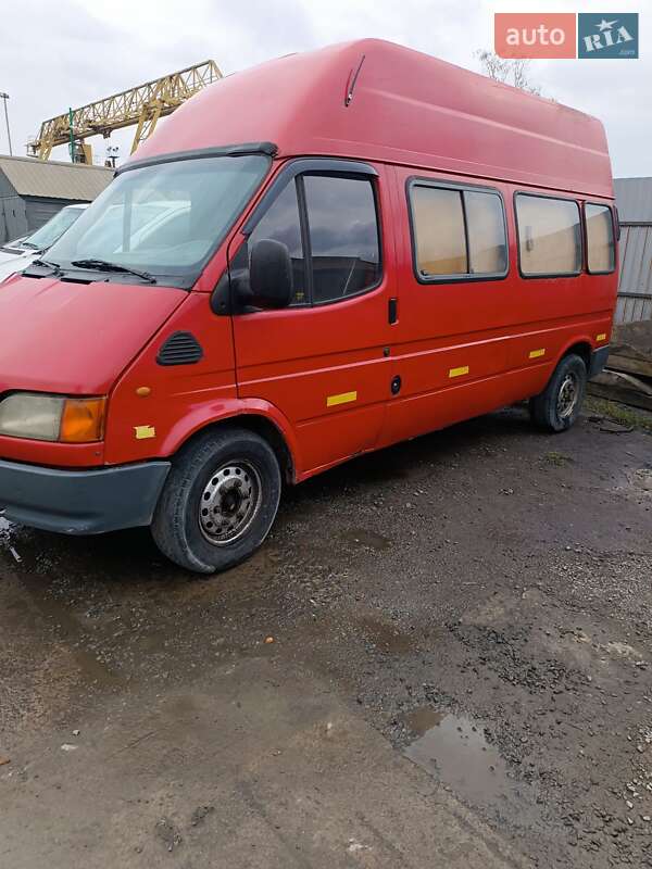 Грузопассажирский фургон Ford Transit 1999 в Львове