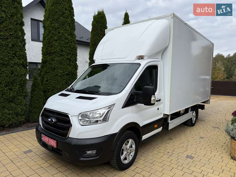 Вантажний фургон Ford Transit 2021 в Радивиліві