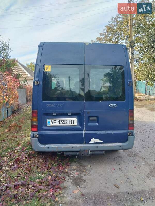 Грузовой фургон Ford Transit 2005 в Никополе