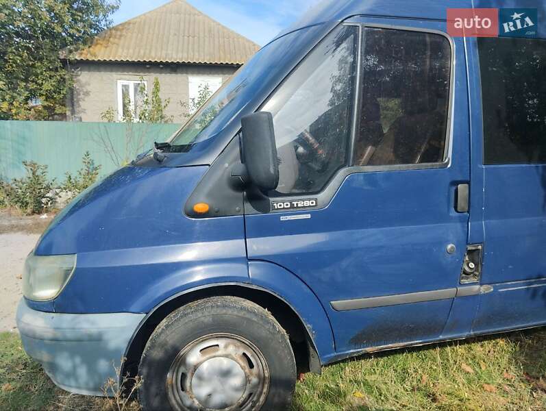 Грузовой фургон Ford Transit 2005 в Никополе