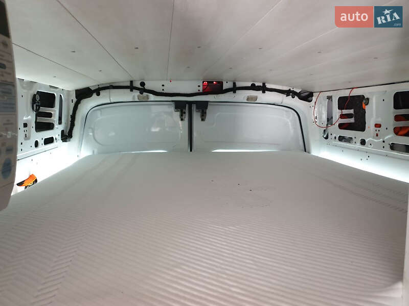 Грузовой фургон Ford Transit 2015 в Одессе фото 23 Грузовой фургон Ford Transit 2015 в Одессе