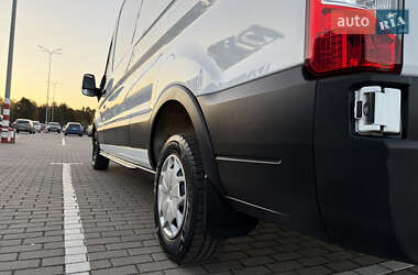 Грузовой фургон Ford Transit 2021 в 