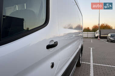 Грузовой фургон Ford Transit 2021 в 