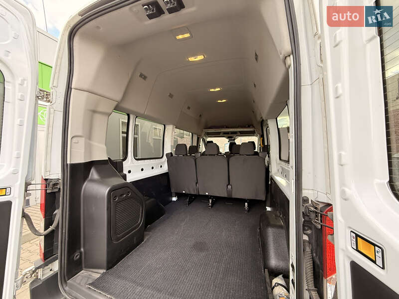 Мікроавтобус Ford Transit 2017 в Рівному фото 16 Мікроавтобус Ford Transit 2017 в Рівному