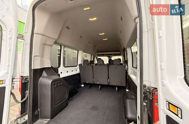 Микроавтобус Ford Transit 2017 в 