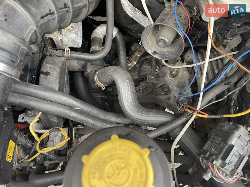 Грузовой фургон Ford Transit 2003 в Кременчуге