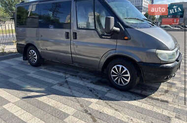 Грузопассажирский фургон Ford Transit 2001 в Львове