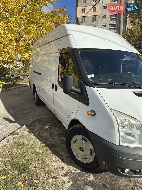 Вантажний фургон Ford Transit 2012 в Кам'янському